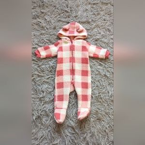 Old Navy pink buffalo check Sherpa 1 piece Snowsuit Baby Girl 6-12M